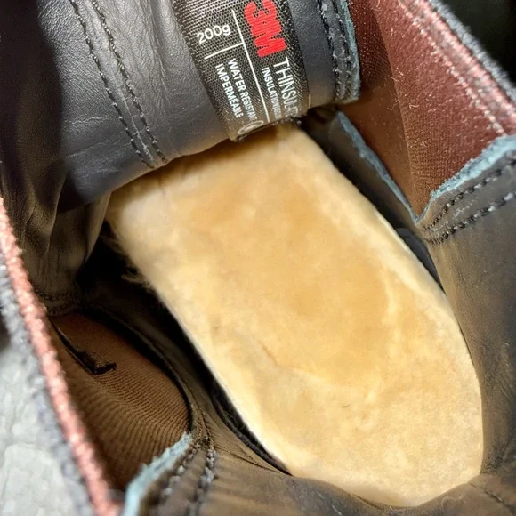 Blundstone Woman’s Classic Black Boots - Picture 2 of 5